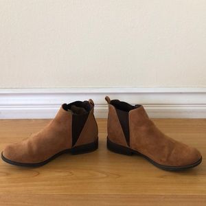 Tan/Brown Booties